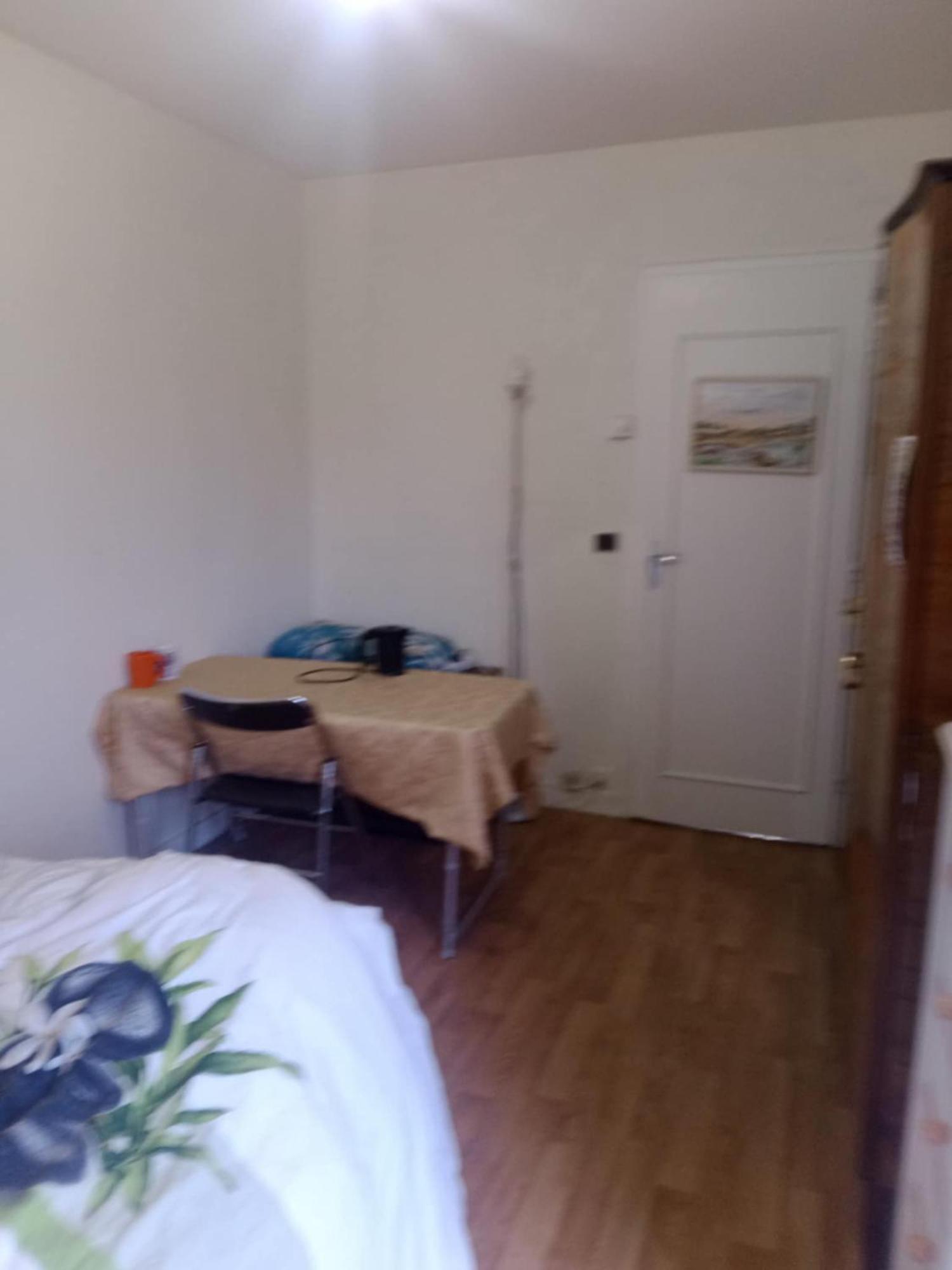 Chambre A Louer En Nuite Le Mans Esterno foto